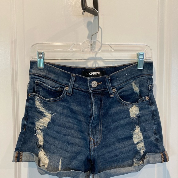 Express jean shorts - Picture 1 of 3